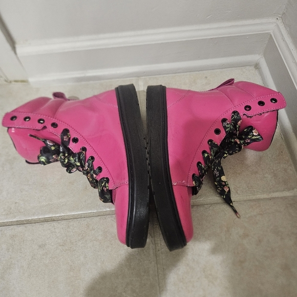 Rare Dr Martens Combat Boot Barbie Core Hot Pink Mix Style Womens US 9 EU 41 - Picture 9 of 15